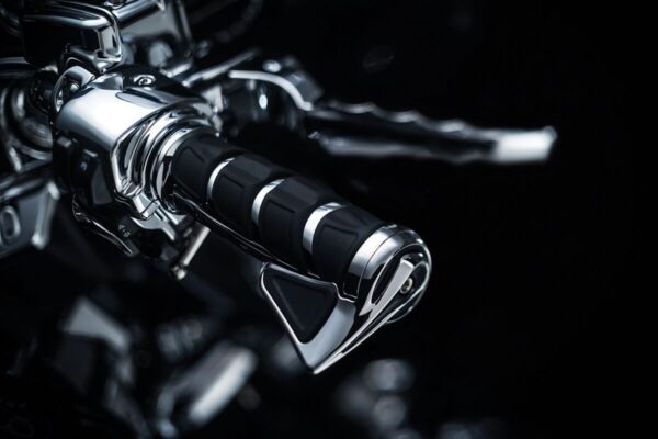 Motocyklowe manetki KINETIC - obrazek 4