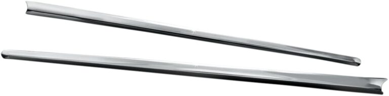 Listwy na przedni błotnik