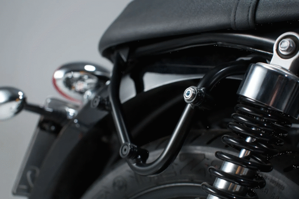 Stelaż boczny SLC lewy Sw-Motech do Triumph Bonneville 865 (07-15)