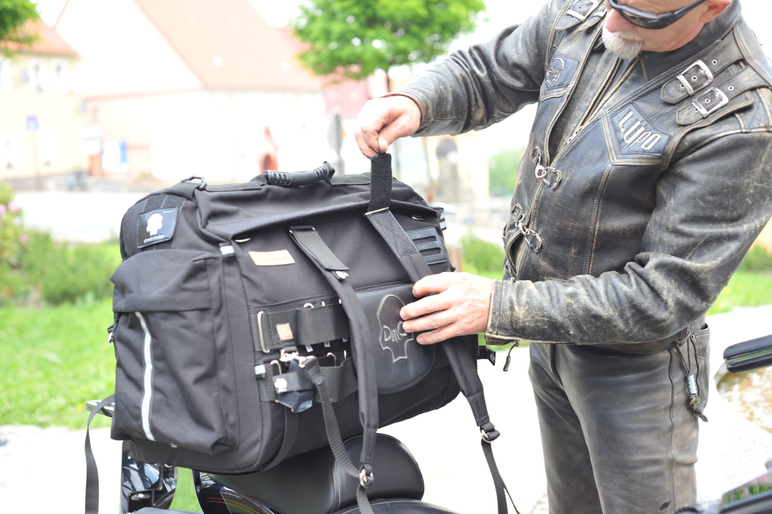 Kufer DeemeeD Discovery M 60L Skórzany - obrazek 10