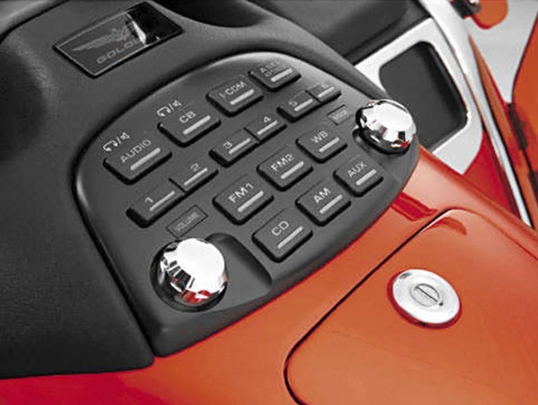 Chromowane gałki radia GL1800 2001-2017 - obrazek 5