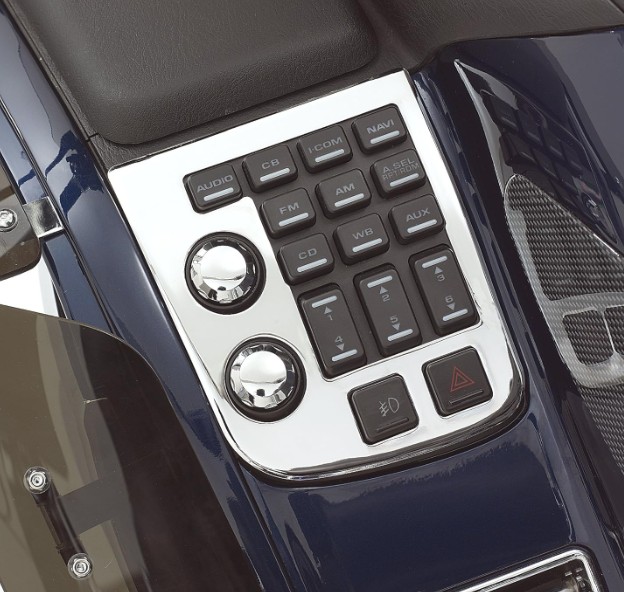 Chromowane gałki radia GL1800 2001-2017 - obrazek 4