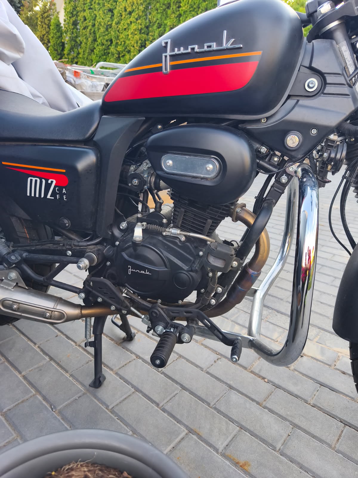 Gmol przedni Junak M12 Cafe / Vintage - czarny - obrazek 4