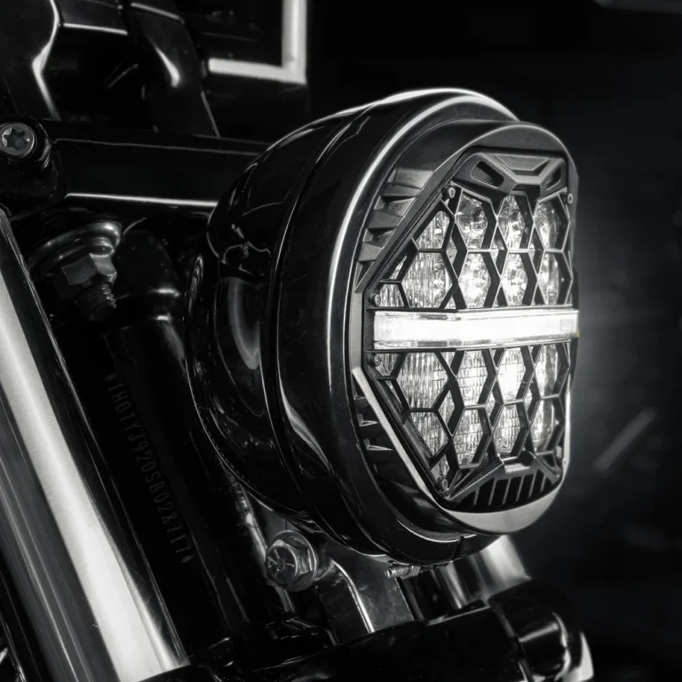Reflektor LED Killer Customs z homologacją ECE do Harley Davidson Softail FXBB/FXBR/FXLRS