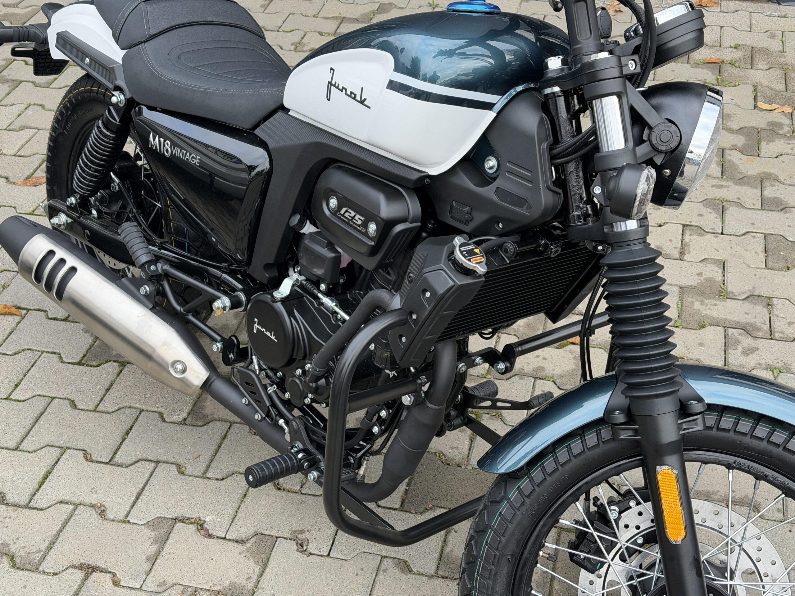 Gmol przedni Junak M18 Vintage - czarny - obrazek 7